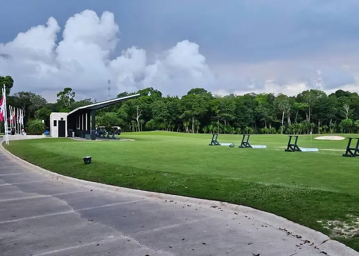 Familiar Con Alberca Privada En Tulum Country Club Riviera Maya Villa *