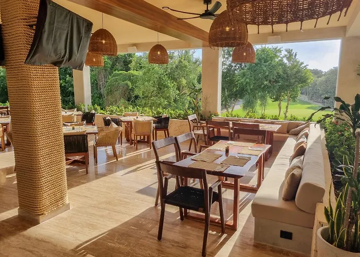 Familiar Con Alberca Privada En Tulum Country Club Riviera Maya Villa *