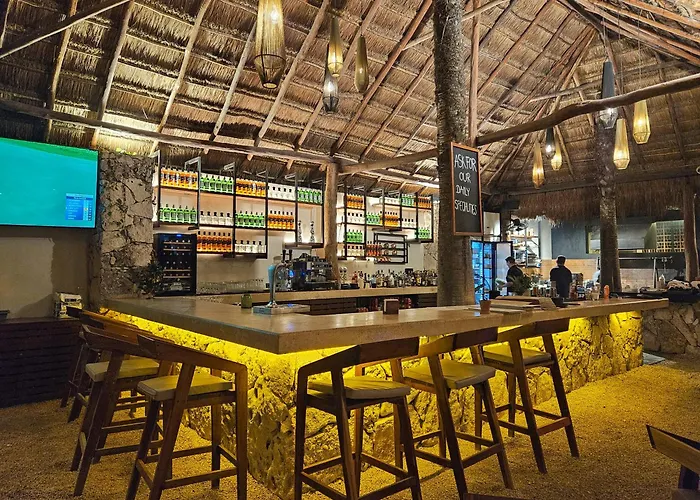 Familiar Con Alberca Privada En Tulum Country Club Riviera Maya Villa Akumal