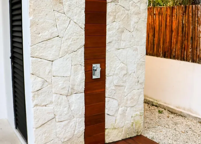 Familiar Con Alberca Privada En Tulum Country Club Riviera Maya Villa