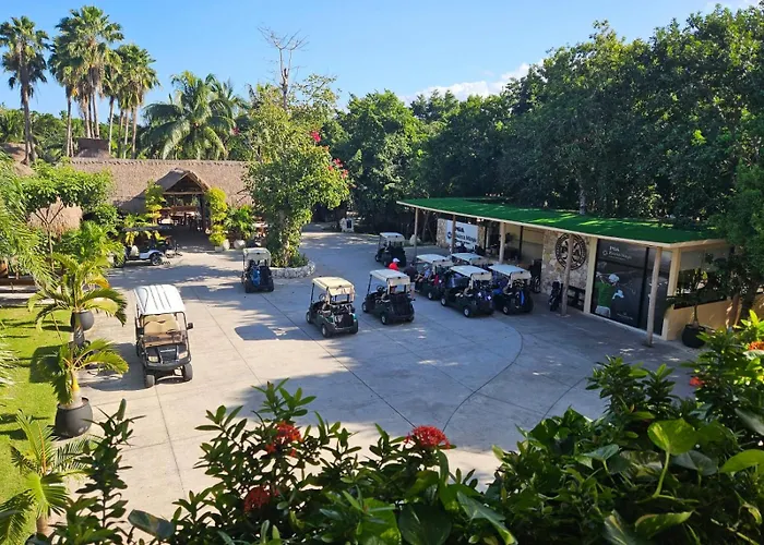 Familiar Con Alberca Privada En Tulum Country Club Riviera Maya